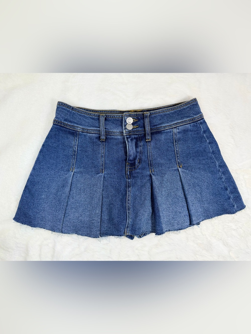 GB Denim Skort XS Blue Pleated Mini Skirt Shorts Raw Hem Double Button Stretch